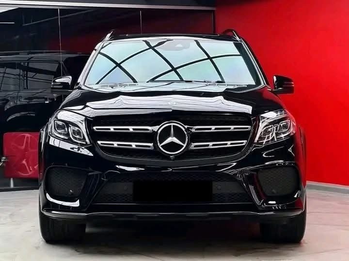 MERCEDES-BENZ GLS 350d AMG