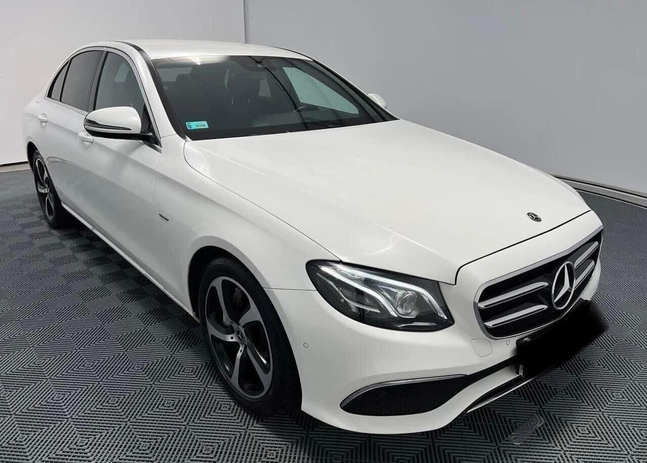 Mercedes-Benz Classe E 300 d 9G-TRONIC