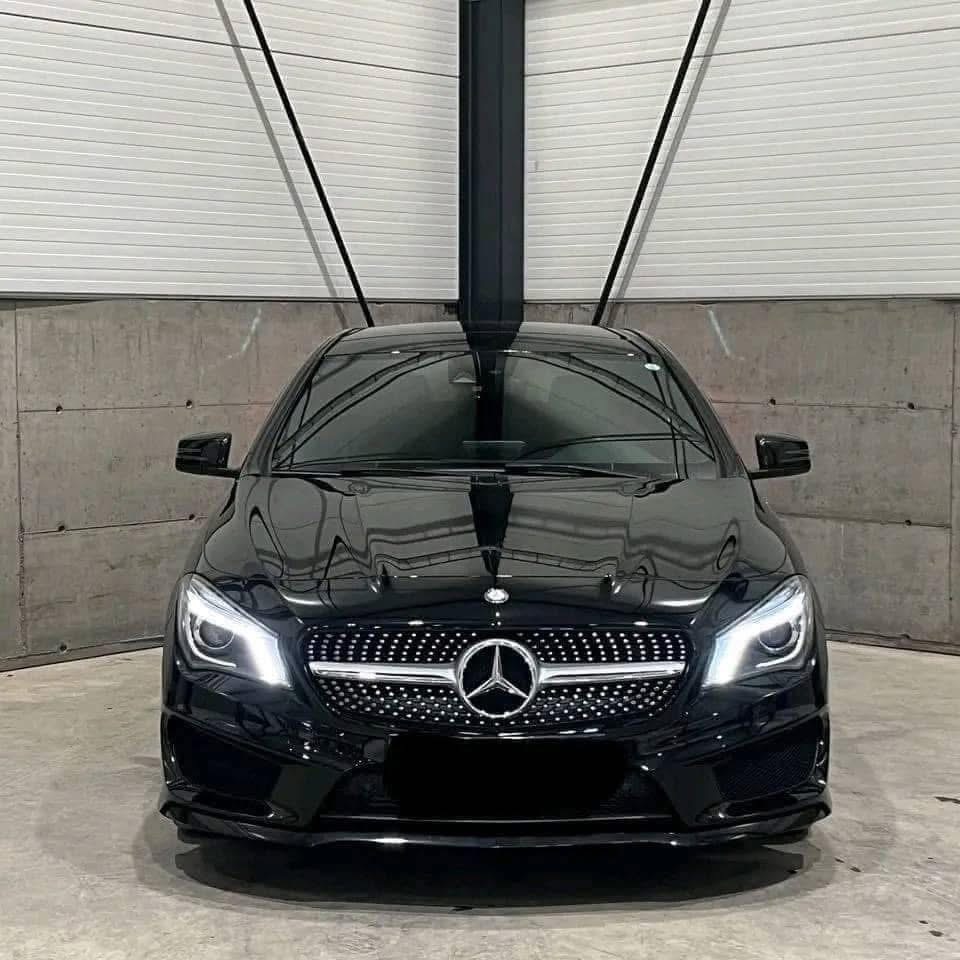 Mercedes-Benz CLA 180 122 CV AMG/Croisière/Bluetooth/Navi/Panorama++