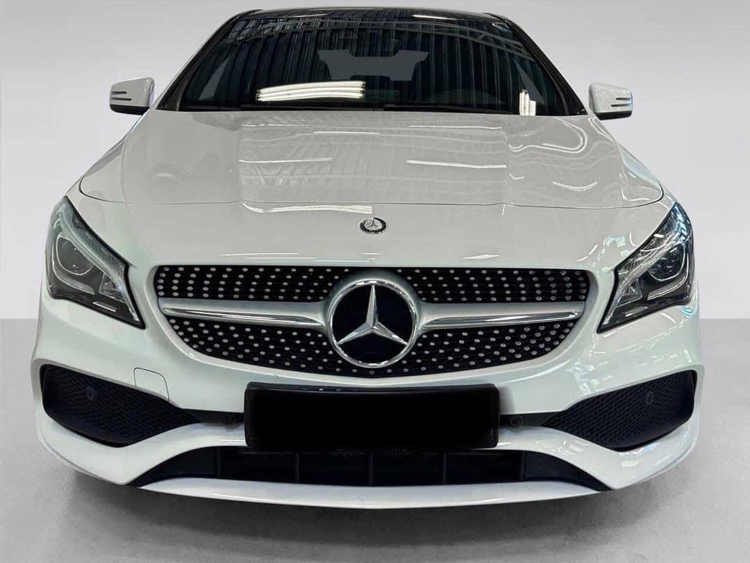 Mercedes-Benz CLA SIÈGES SPORT AMG PANORAMA R